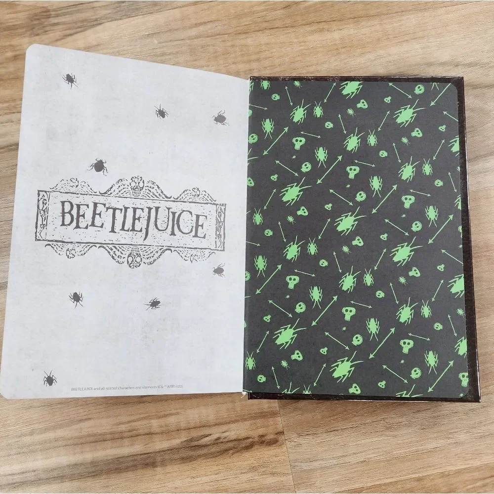 🔹️NWT Beetlejuice Black Deluxe Light Up Journal